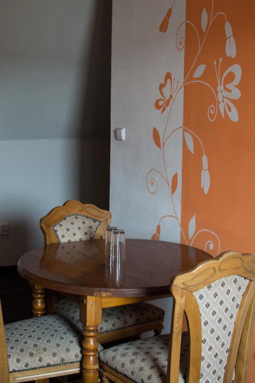 Althansky Hostinec Znojmo Cameră foto